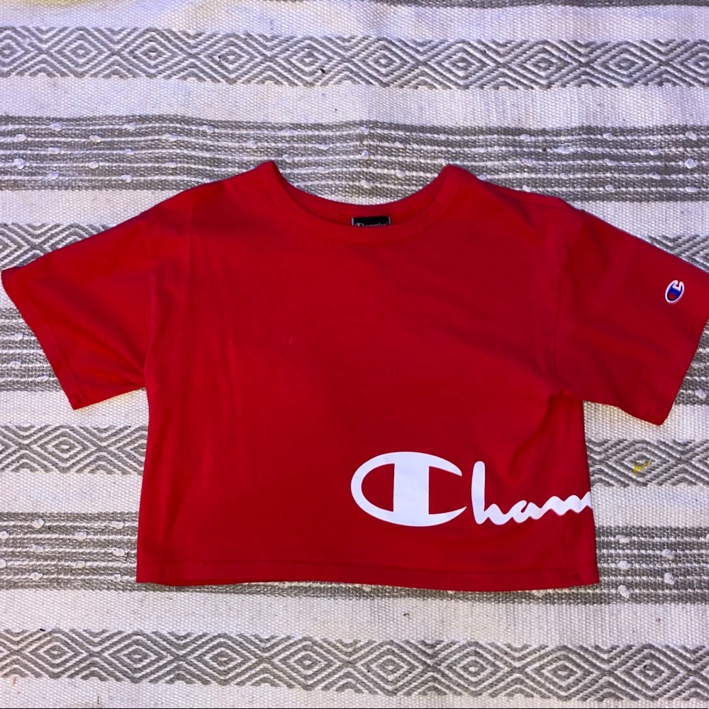 Cropped Champion Tee